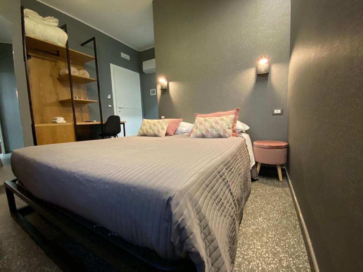 La Taverna Antica Rooms Πεσκάρα Εξωτερικό φωτογραφία